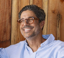 Load image into Gallery viewer, Asher (Blue Light)