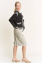 Load image into Gallery viewer, Black Contrast Sweater