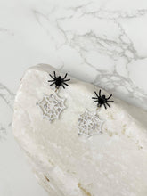 Load image into Gallery viewer, Spider Cobweb Dangle Earrings: Purple
