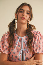 Load image into Gallery viewer, Cutie Floral Tie Front Top

