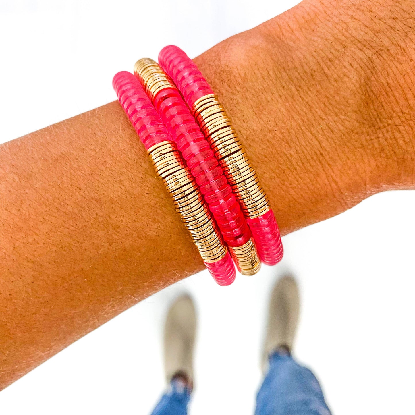 Red Pink Ivory Acrylic Disc Bracelet: Clear Dark Pink