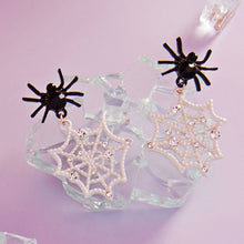 Load image into Gallery viewer, Spider Cobweb Dangle Earrings: Purple
