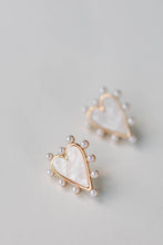 Load image into Gallery viewer, Pearl Studded Pink Tortoise Heart Earrings
