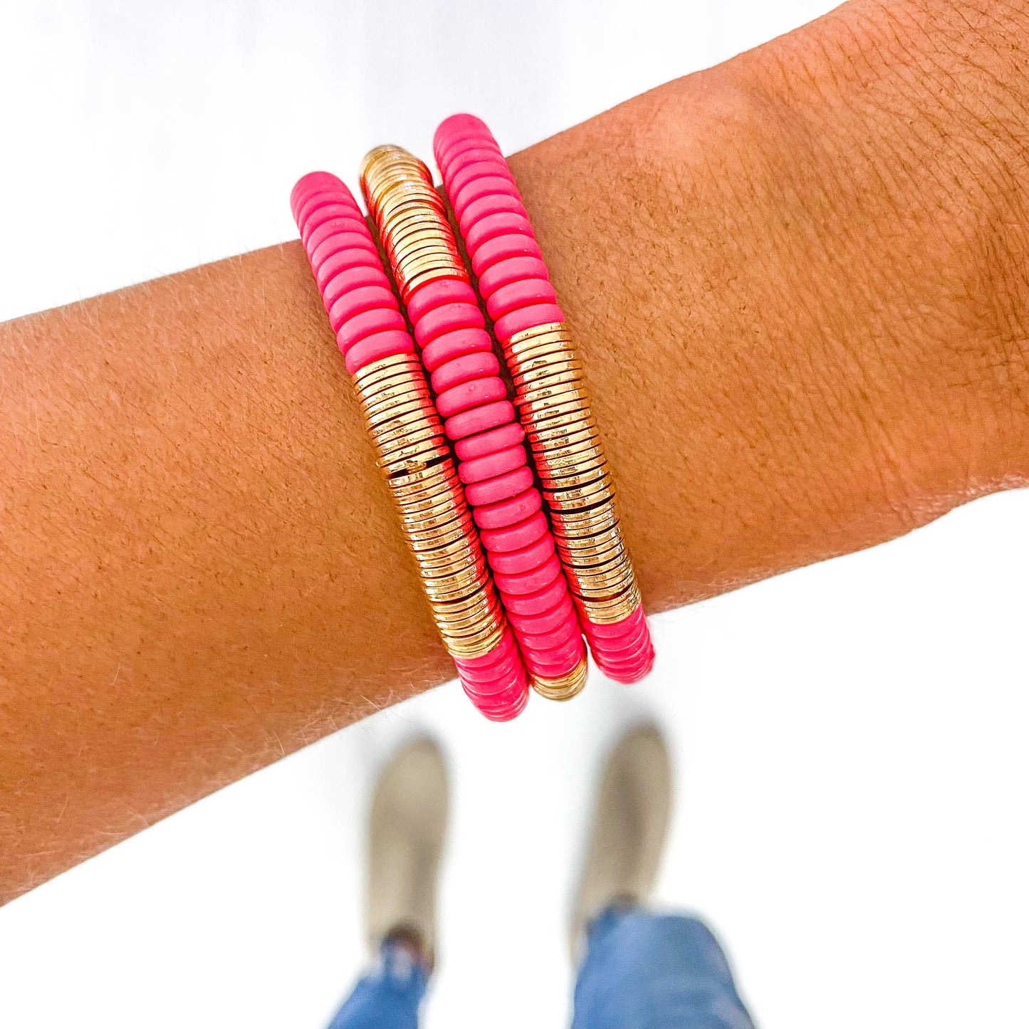 Red Pink Ivory Acrylic Disc Bracelet: Clear Dark Pink