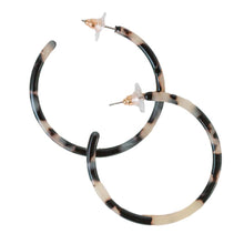 Load image into Gallery viewer, Skinny Blonde Tortoise Hoop Earrings
