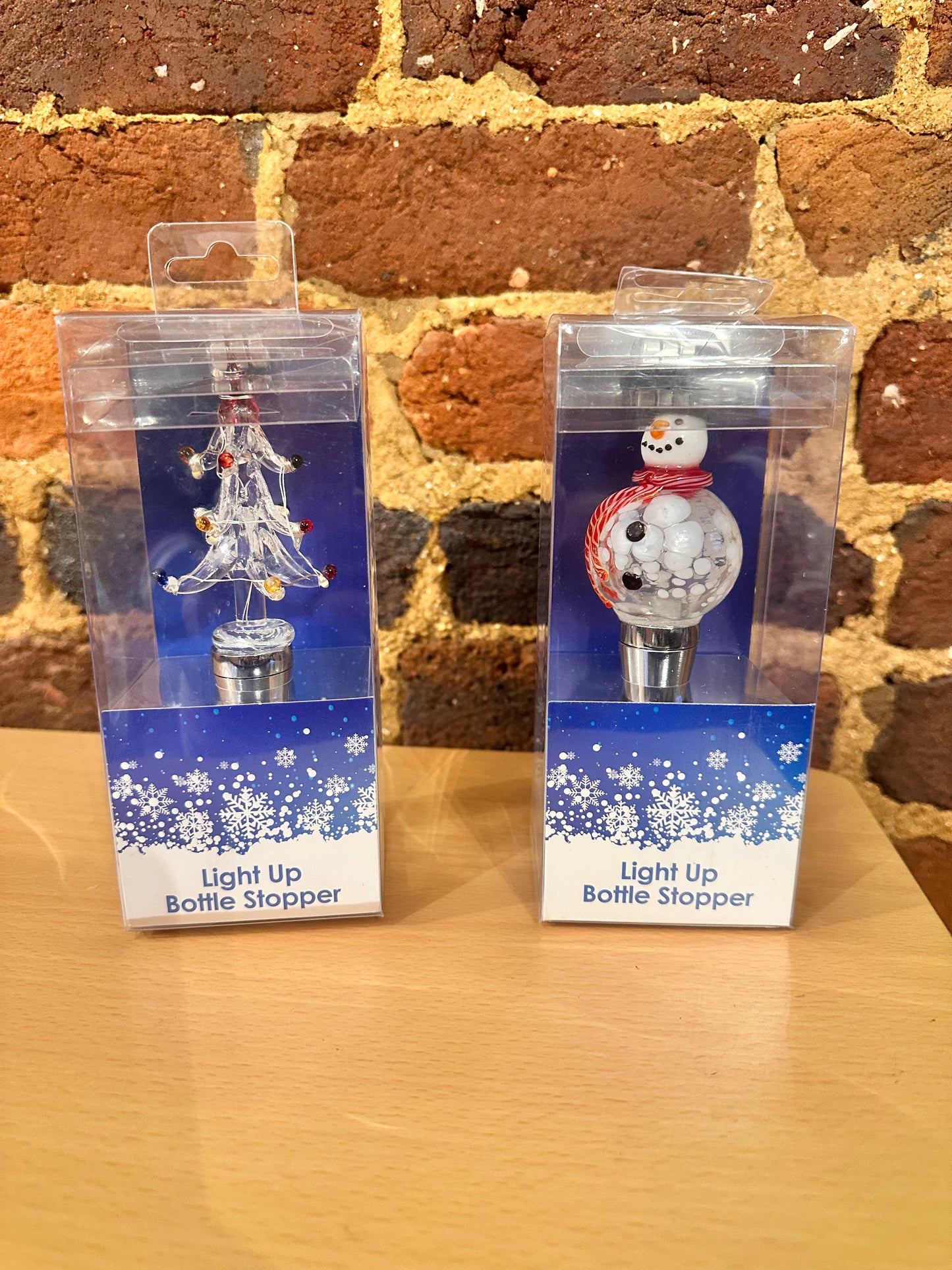 Light-Up Holiday Bottle Stoppers